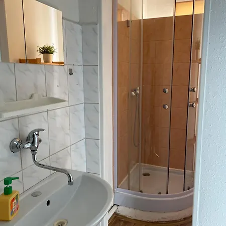 Guest house Levne 3*